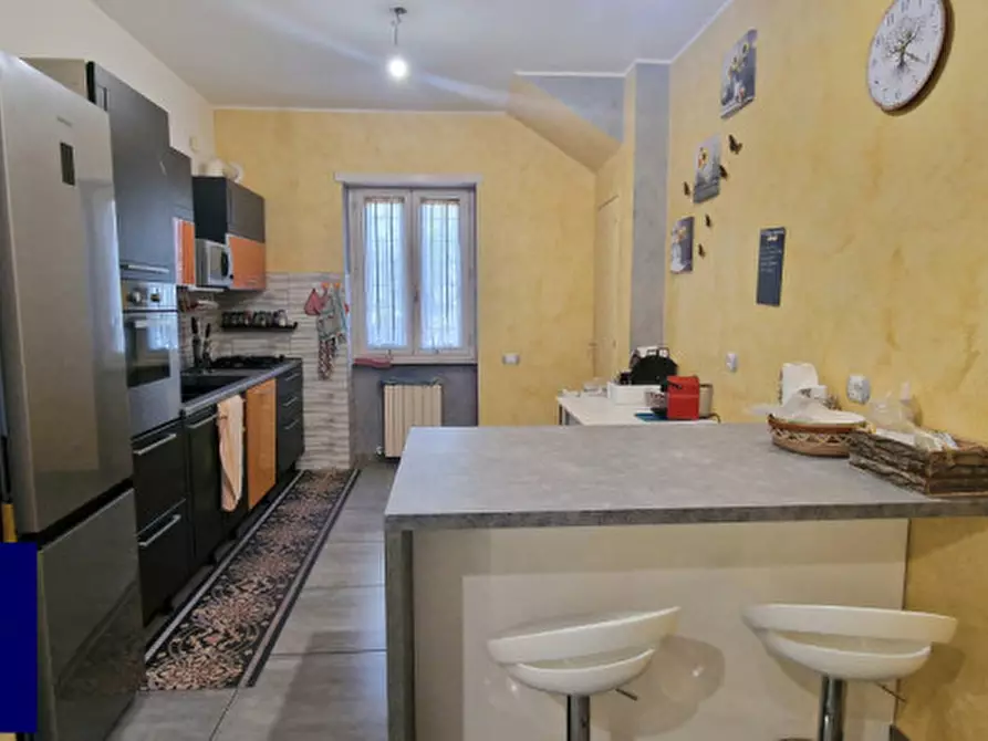 Immagine 17 di Appartamento in vendita  in Via Frondarola a Roma