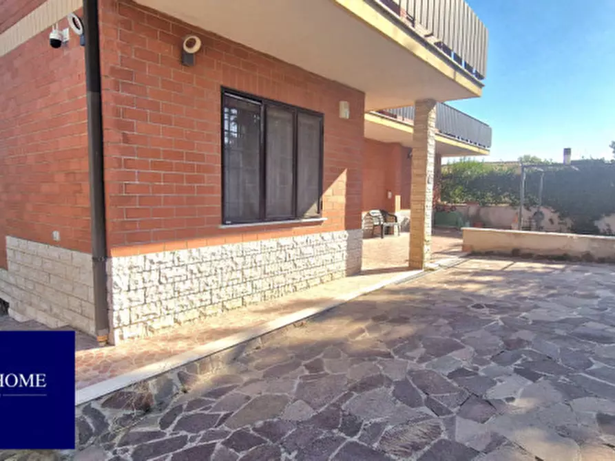 Immagine 20 di Appartamento in vendita  in Via Frondarola a Roma