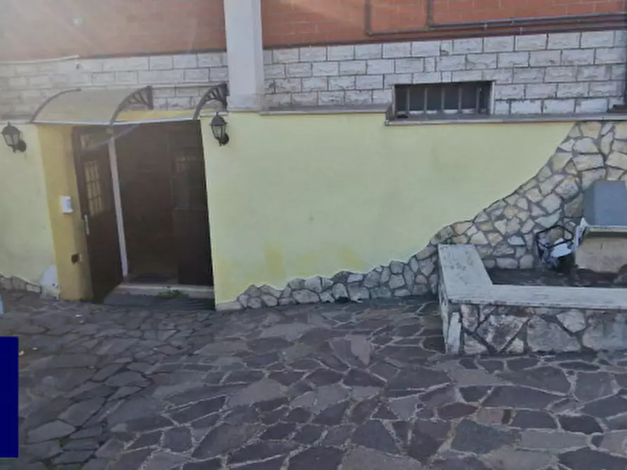 Immagine 25 di Appartamento in vendita  in Via Frondarola a Roma