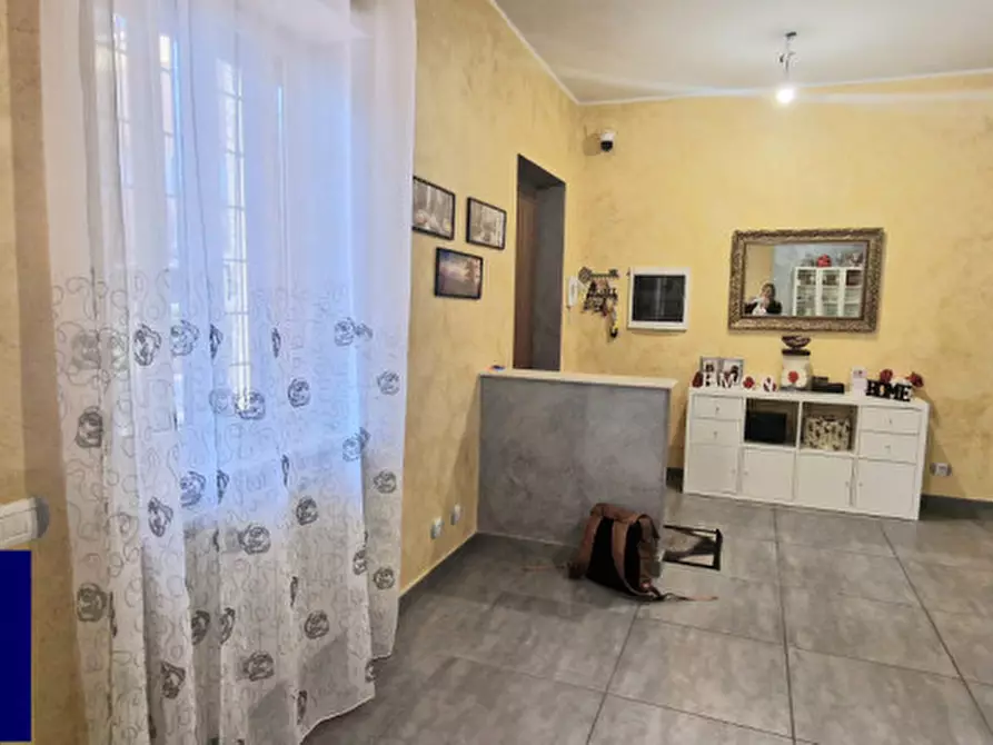 Immagine 26 di Appartamento in vendita  in Via Frondarola a Roma