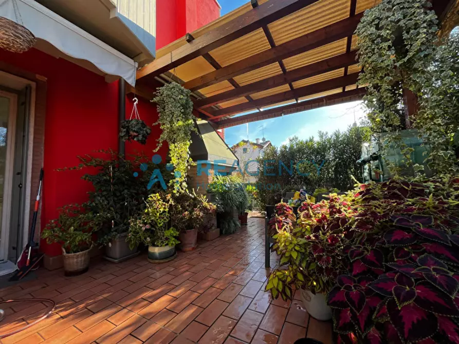 Immagine 15 di Appartamento in vendita  in Via Giuseppe Mazzini a Creazzo