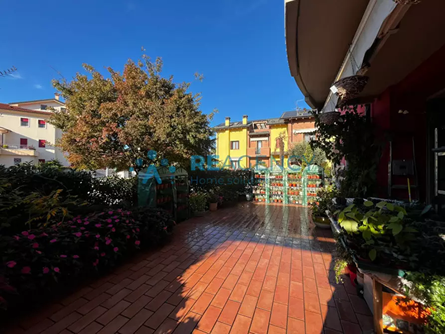 Immagine 17 di Appartamento in vendita  in Via Giuseppe Mazzini a Creazzo