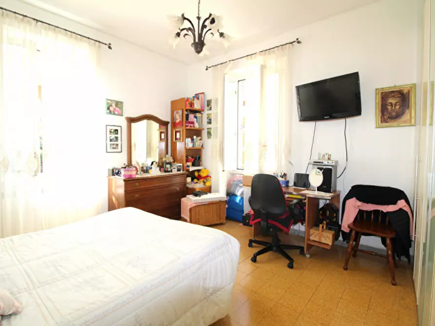 Immagine 7 di Appartamento in vendita  in Via del Forte Portuense a Roma