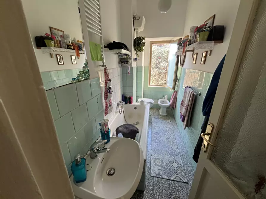 Immagine 7 di Appartamento in vendita  in Via del Forte Portuense a Roma