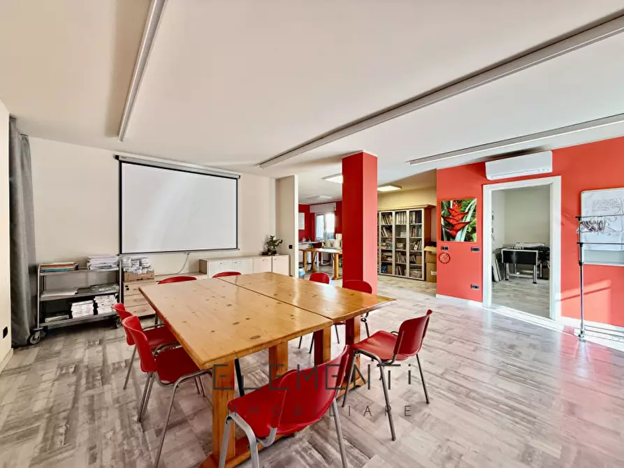 Immagine 6 di Appartamento in vendita  in Via Berto Barbarani a Sona