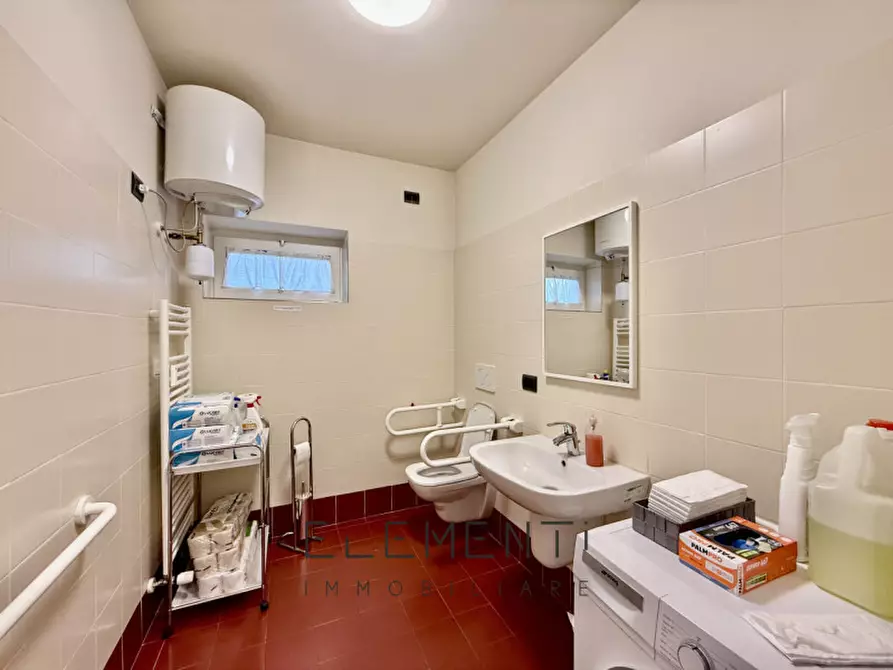 Immagine 10 di Appartamento in vendita  in Via Berto Barbarani a Sona