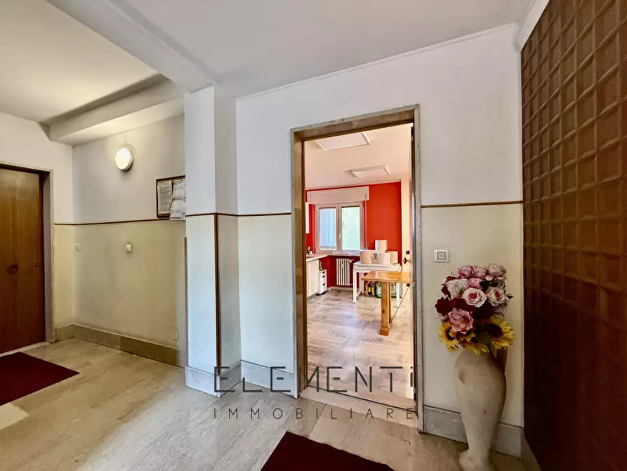 Immagine 14 di Appartamento in vendita  in Via Berto Barbarani a Sona