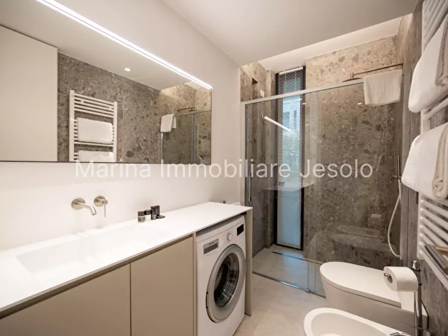 Immagine 6 di Appartamento in vendita  in VIA PADOVA a Jesolo