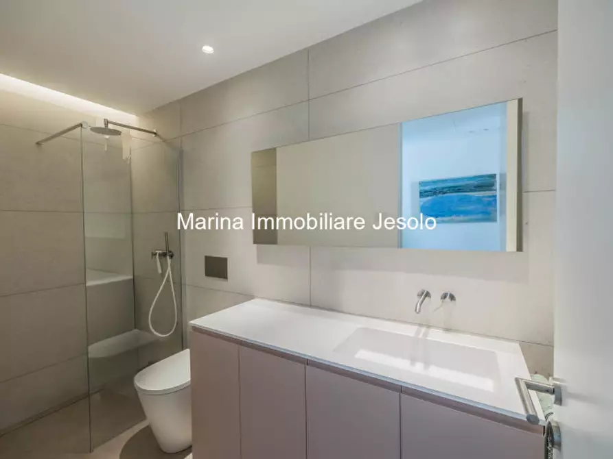 Immagine 15 di Appartamento in vendita  in VIA PADOVA a Jesolo