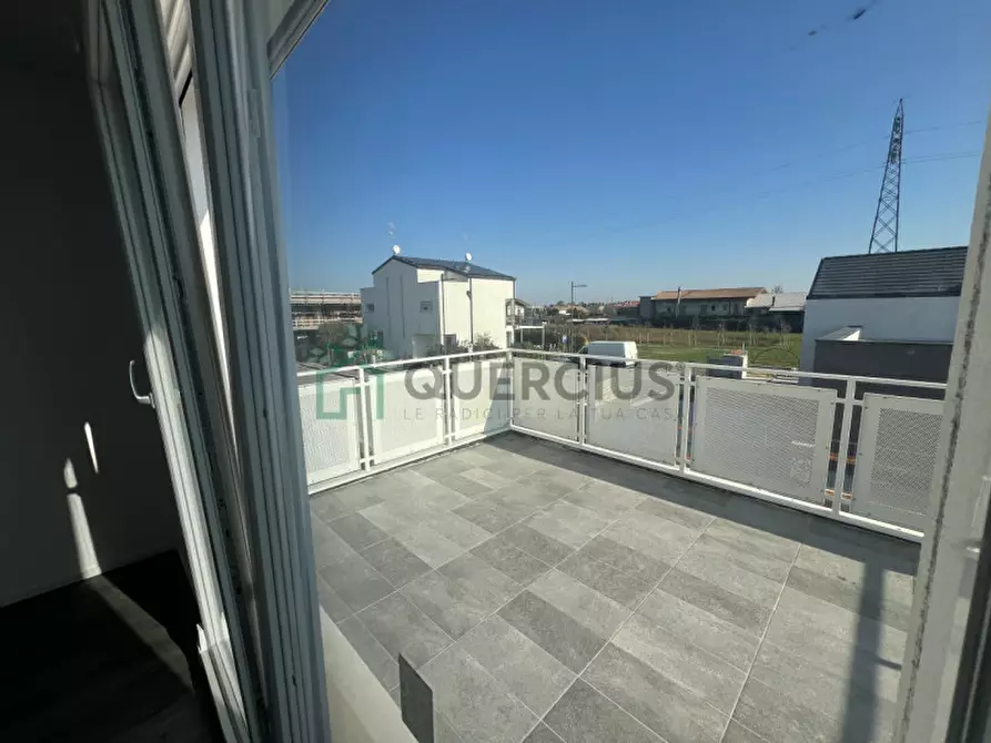 Immagine 27 di Appartamento in vendita  in Via Alberto Gianquinto a Jesolo