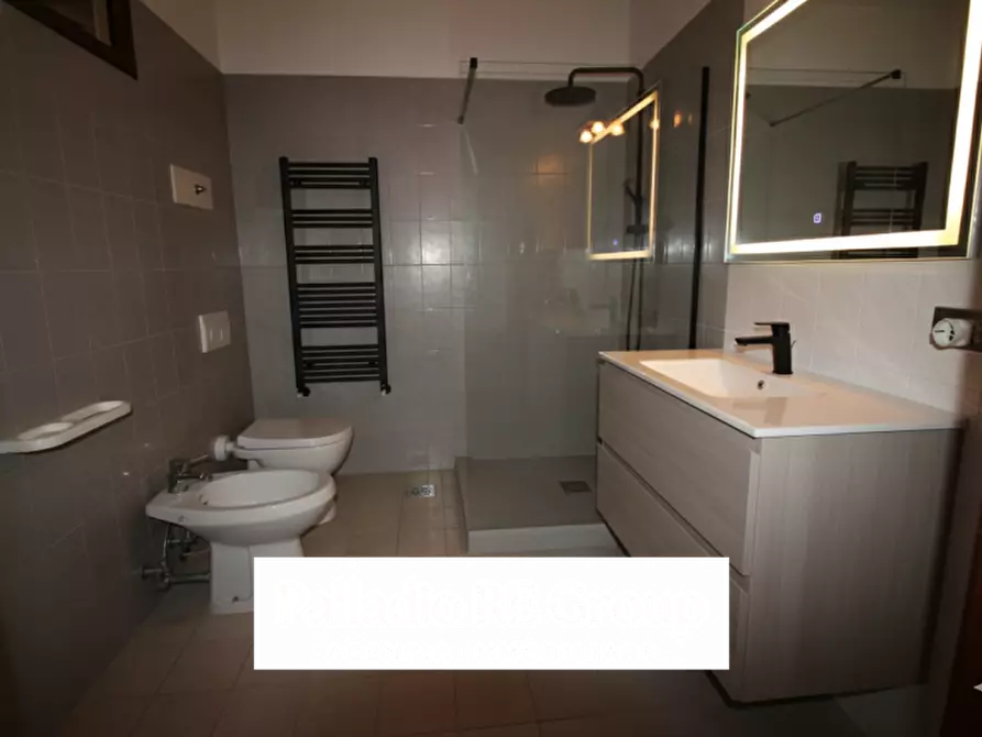 Immagine 8 di Casa indipendente in vendita  in Viale Sant'Agostino a Vicenza