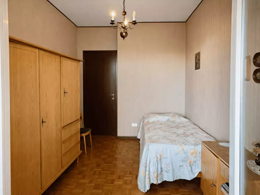 Immagine 9 di Appartamento in vendita  in Via Goffredo Mameli a Verona