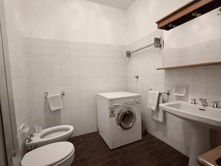 Immagine 24 di Appartamento in vendita  in Via Goffredo Mameli a Verona