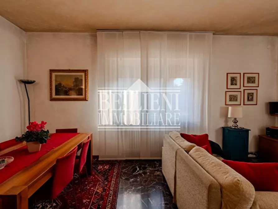 Immagine 1 di Casa bifamiliare in vendita  in Via Giovanni Pascoli a Vicenza