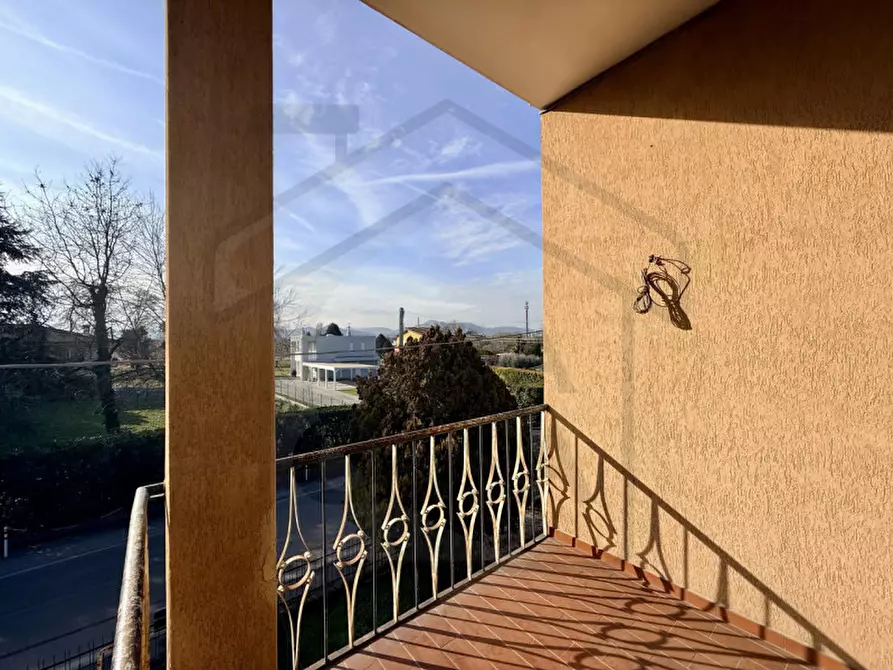 Immagine 3 di Casa bifamiliare in vendita  in Via dei Salici a Abano Terme