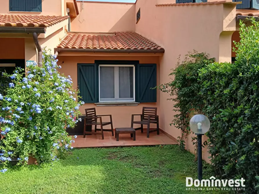 Immagine 4 di Casa quadrifamiliare in vendita  in Strada delle gratticciare a Montalto Di Castro