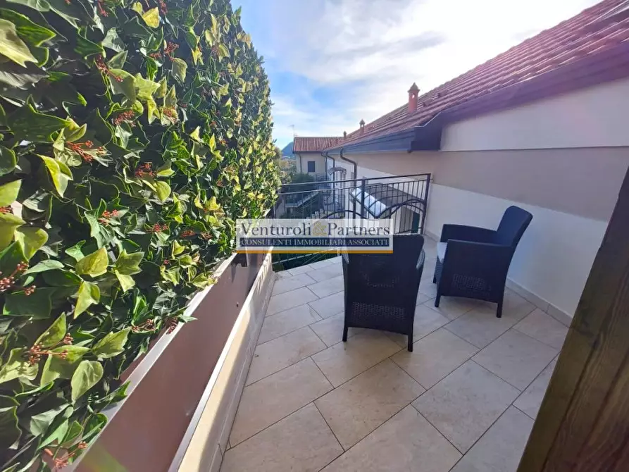 Immagine 10 di Appartamento in vendita  in Via Don Angelo Merici a Manerba Del Garda