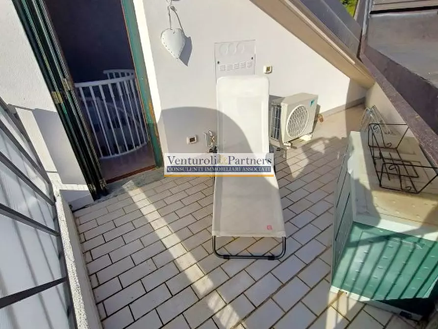 Immagine 15 di Appartamento in vendita  in Via Don Angelo Merici a Manerba Del Garda