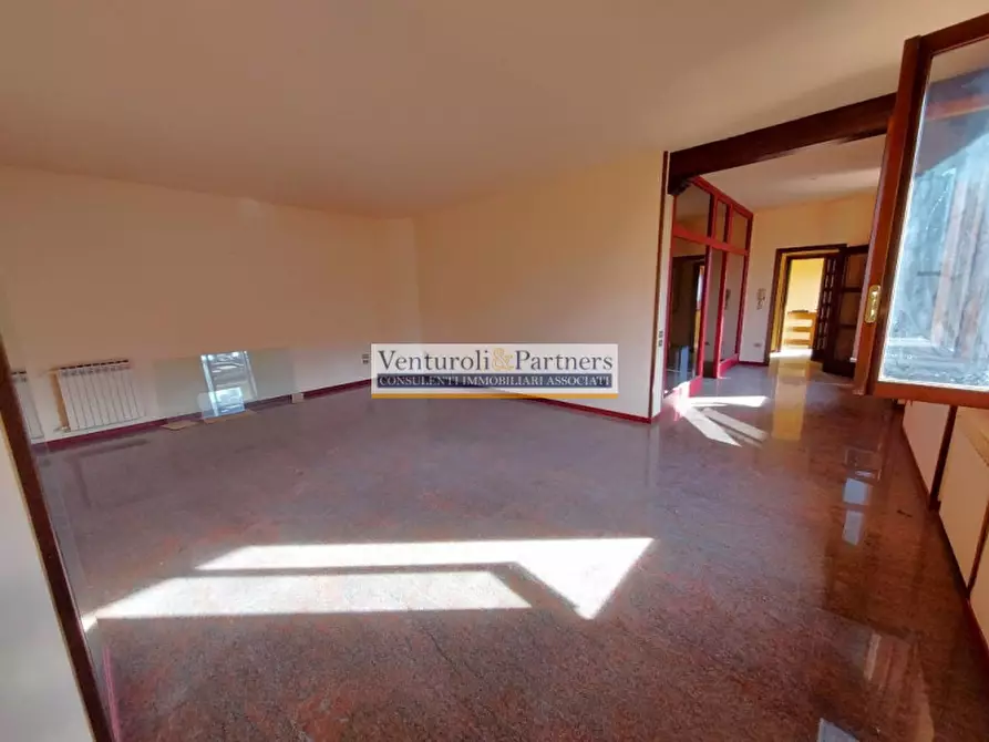 Immagine 6 di Villa in vendita  in via indipendenza a Brescia