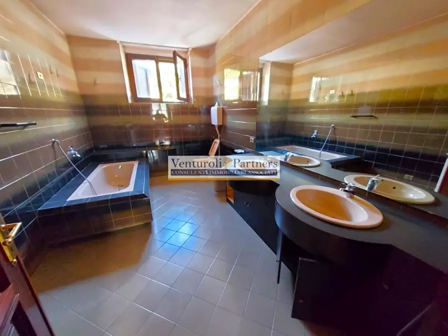 Immagine 16 di Villa in vendita  in via indipendenza a Brescia