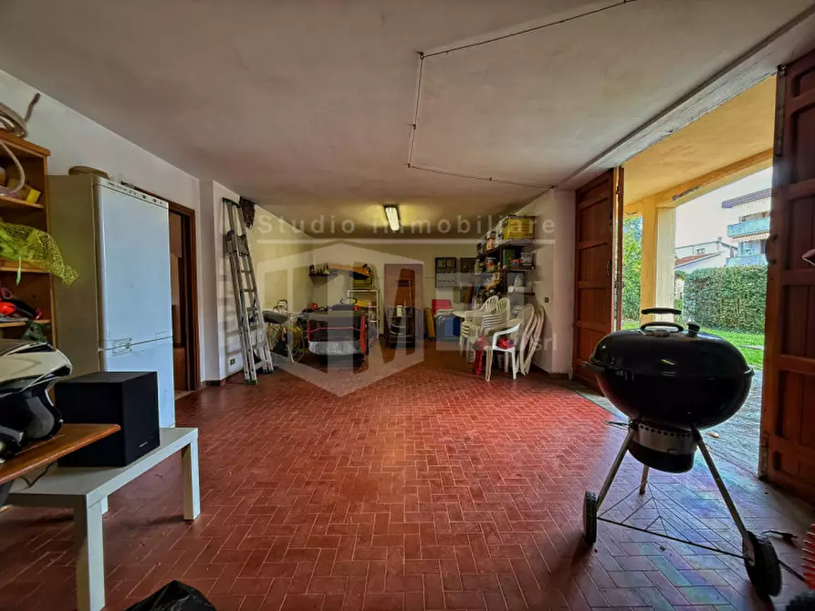 Immagine 45 di Villa in vendita  in Via Albert Einstein a Crespina Lorenzana