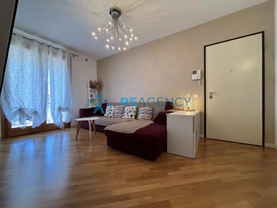 Immagine 2 di Appartamento in vendita  in Via Firenze a Altavilla Vicentina