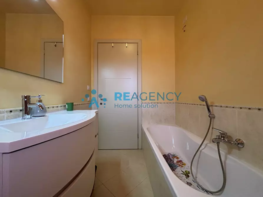 Immagine 23 di Appartamento in vendita  in Via Firenze a Altavilla Vicentina