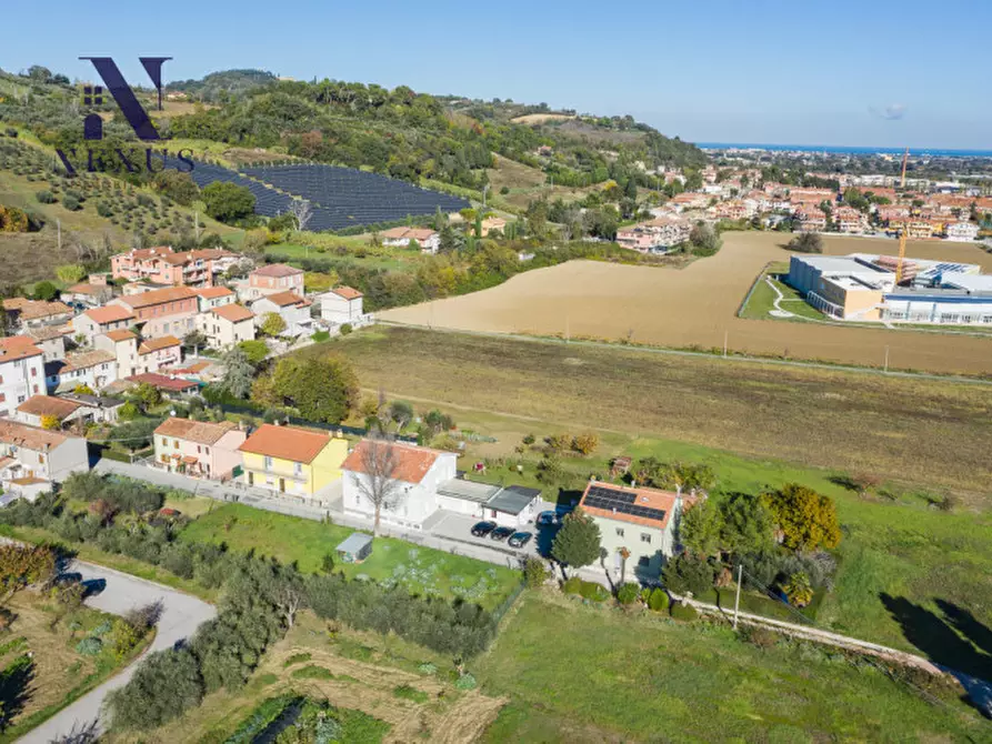 Immagine 6 di Appartamento in vendita  a Fano