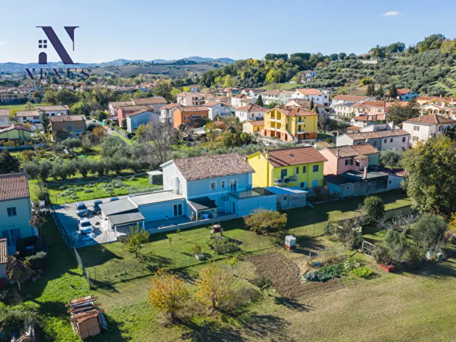 Immagine 7 di Appartamento in vendita  a Fano