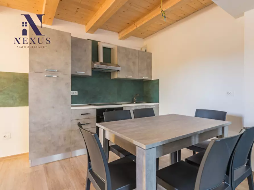 Immagine 11 di Appartamento in vendita  a Fano