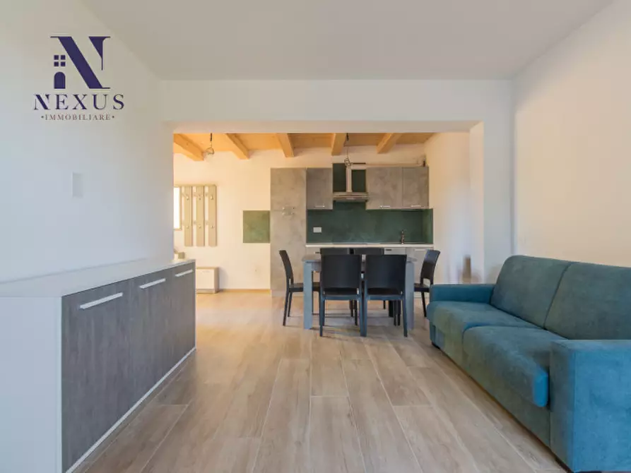 Immagine 12 di Appartamento in vendita  a Fano