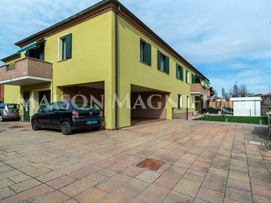 Immagine 24 di Appartamento in vendita  in Via Vincenzo Zaffagnini a Copparo