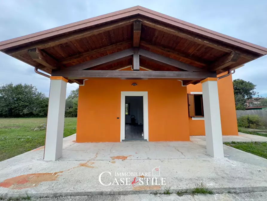 Immagine 2 di Villa in vendita  in Via 27 Gennaio a Santo Stefano Di Magra