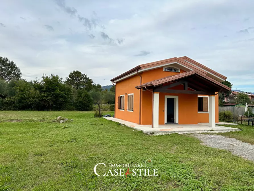 Immagine 3 di Villa in vendita  in Via 27 Gennaio a Santo Stefano Di Magra