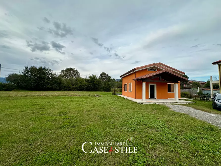 Immagine 4 di Villa in vendita  in Via 27 Gennaio a Santo Stefano Di Magra