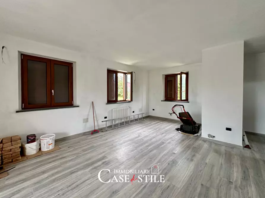 Immagine 10 di Villa in vendita  in Via 27 Gennaio a Santo Stefano Di Magra