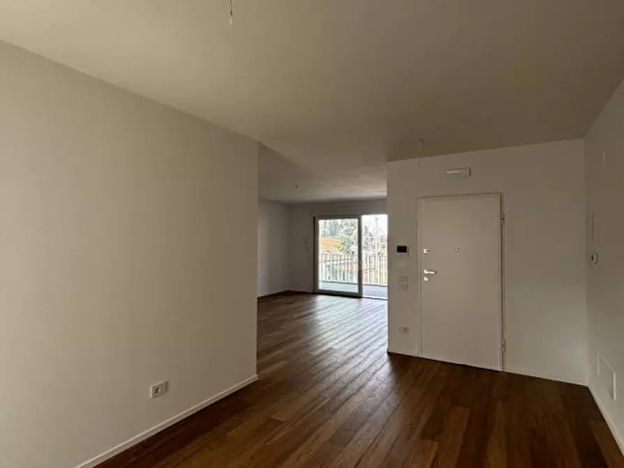 Immagine 4 di Appartamento in vendita  in comino a Padova