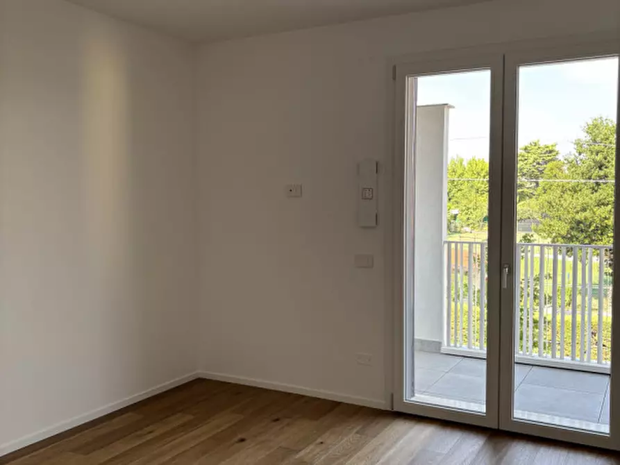 Immagine 8 di Appartamento in vendita  in comino a Padova