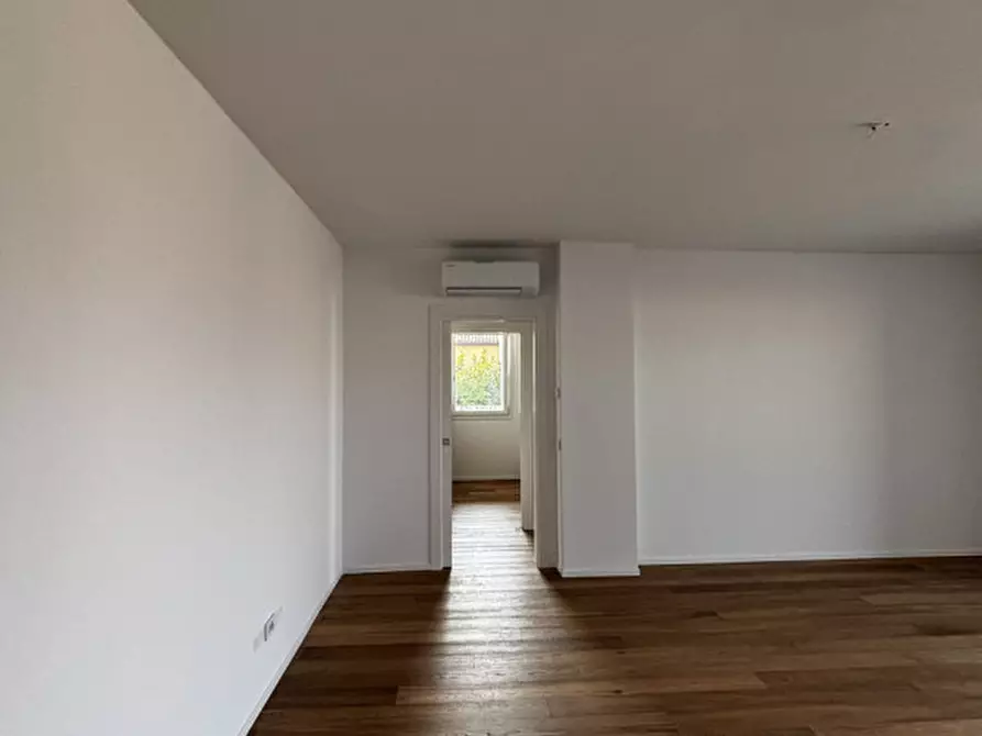 Immagine 9 di Appartamento in vendita  in comino a Padova