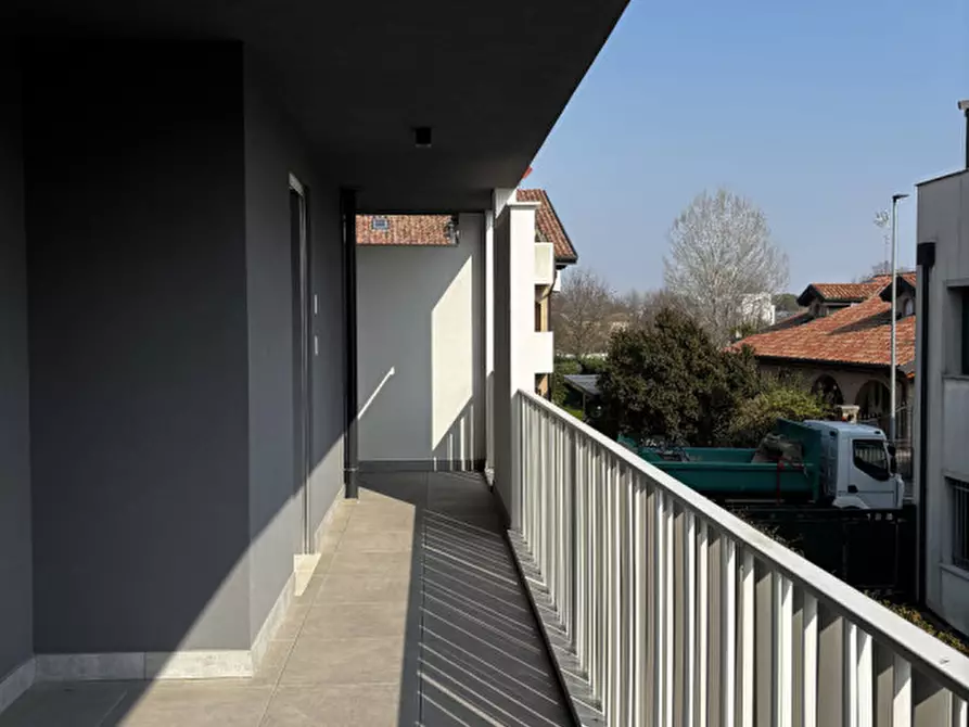 Immagine 12 di Appartamento in vendita  in comino a Padova