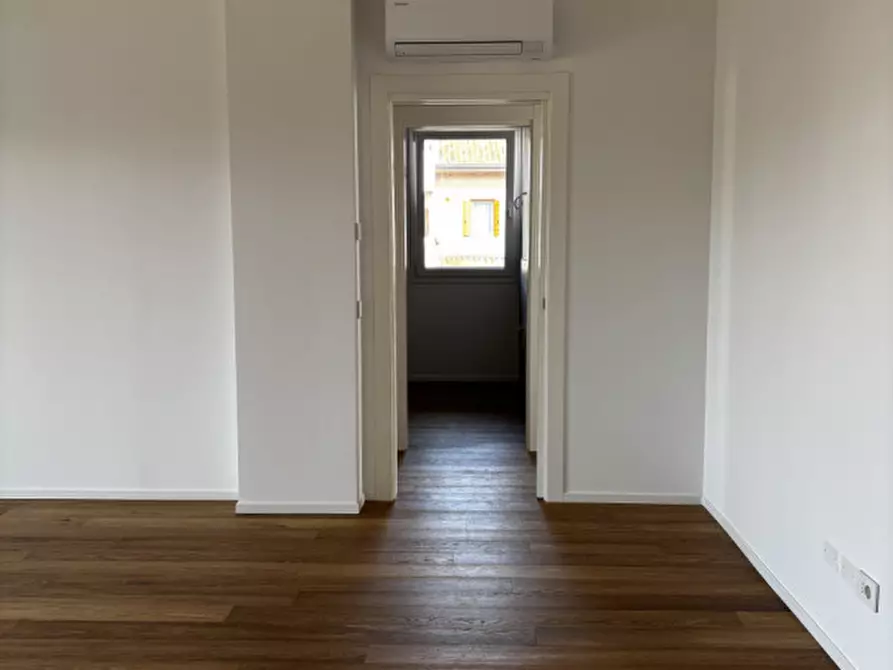 Immagine 21 di Appartamento in vendita  in comino a Padova