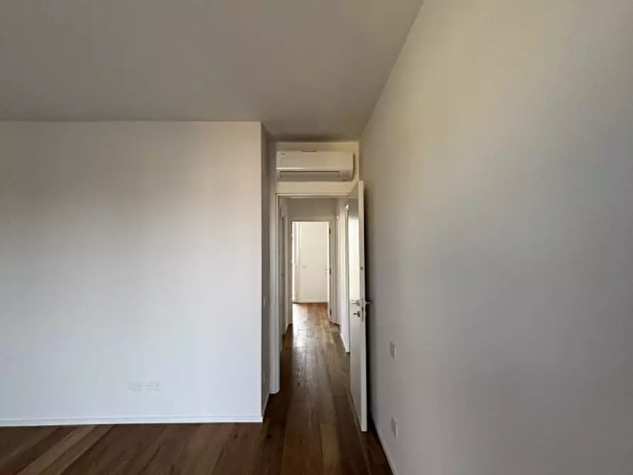 Immagine 24 di Appartamento in vendita  in comino a Padova