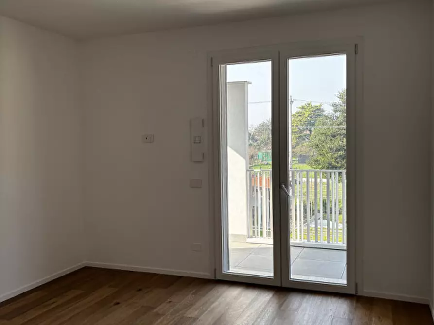 Immagine 36 di Appartamento in vendita  in comino a Padova