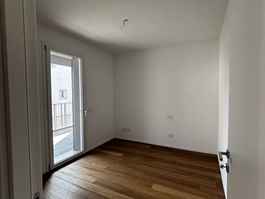 Immagine 40 di Appartamento in vendita  in comino a Padova