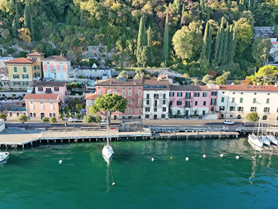 Immagine 5 di Attico in vendita  in Via Aquilani a Toscolano-Maderno