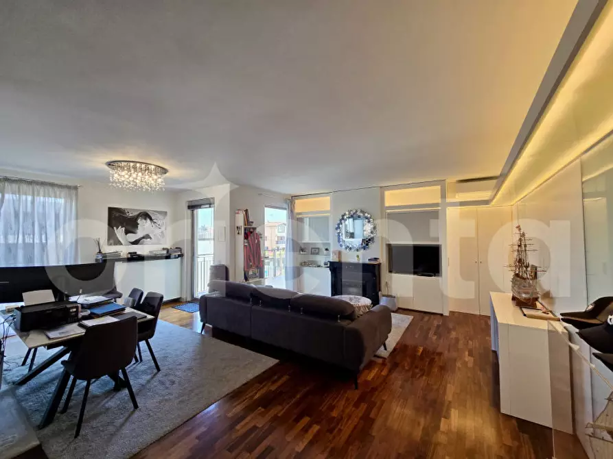 Immagine 1 di Appartamento in vendita  in Via Trieste 59 a Montichiari