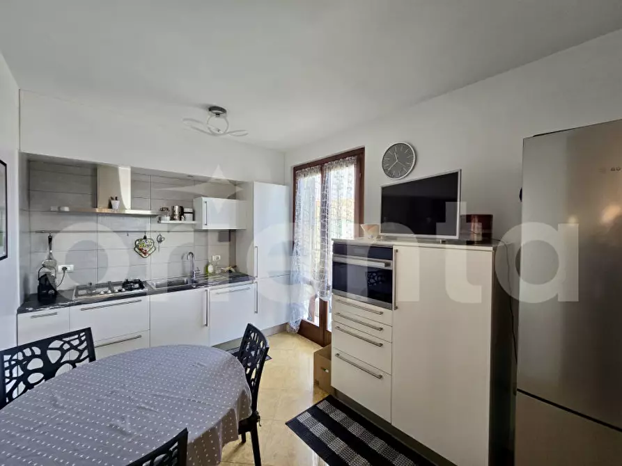 Immagine 8 di Appartamento in vendita  in Via Trieste 59 a Montichiari