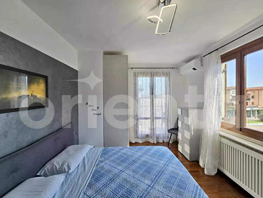 Immagine 14 di Appartamento in vendita  in Via Trieste 59 a Montichiari