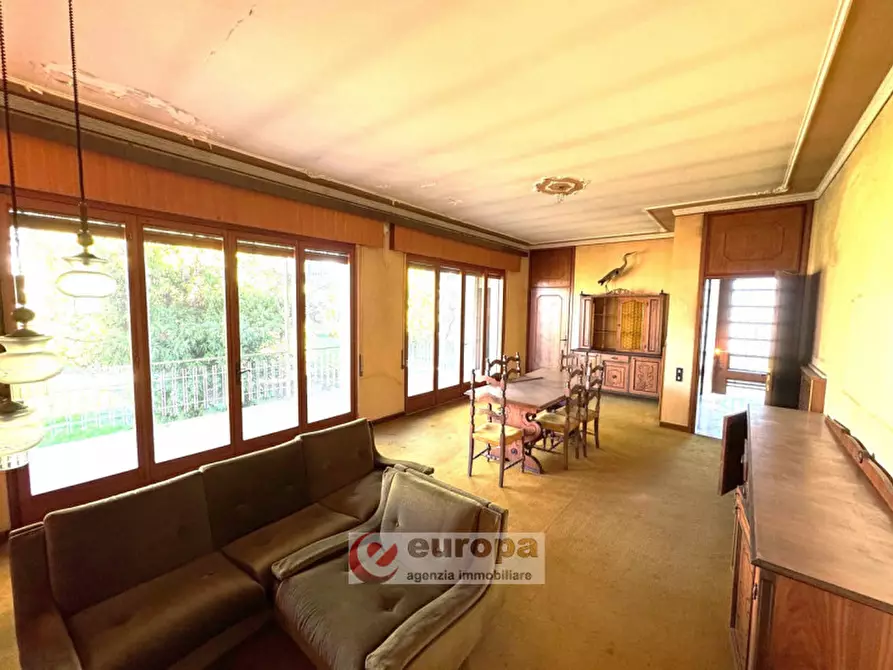 Immagine 22 di Casa indipendente in vendita  in VIA DE AMICIS a Montecchio Maggiore