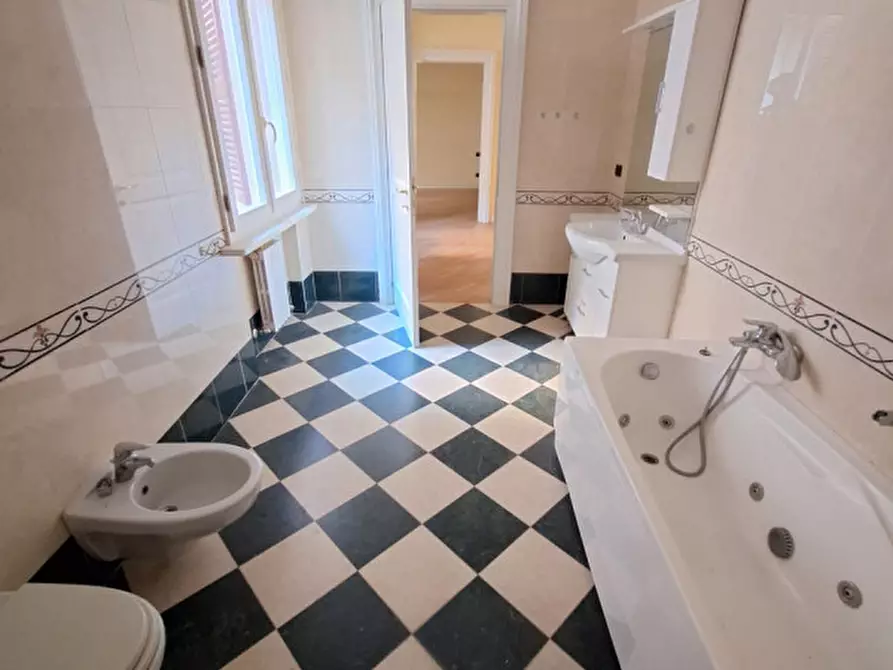 Immagine 11 di Appartamento in affitto  in VIA RUA FRATI MINORI a Modena